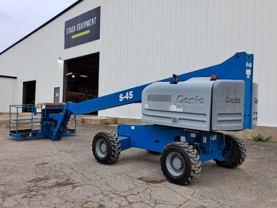 USED 2019 Genie S-45