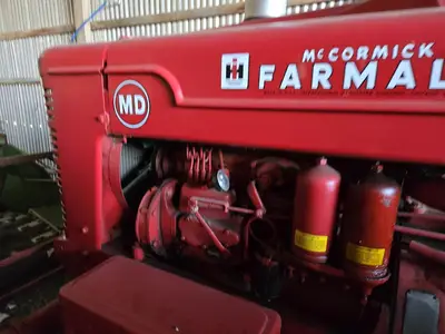 USED 1949 INTERNATIONAL MD