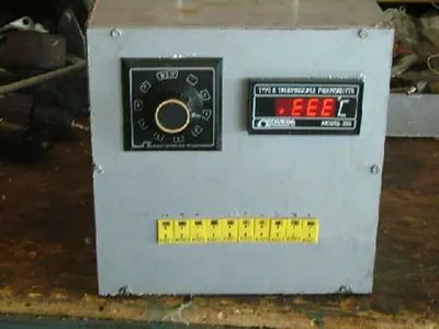 Used OMEGA 2168-70 Temperature Controls Texas US | Bamko Surplus Process Equipment #938566