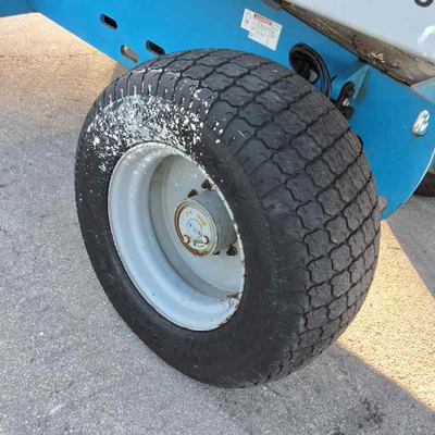 USED 2015 Genie S-65