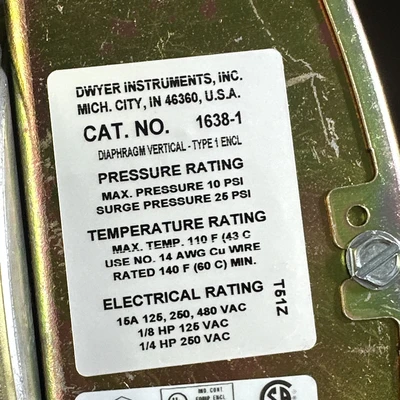 NEW Dwyer 1638-1