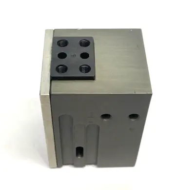 Used PHD Low-Profile Short Stroke Pneumatic Gripper, 2-Finger Parts (Hydraulics and Pneumatics) Michigan US | Maverick Industrial Sales #1395136