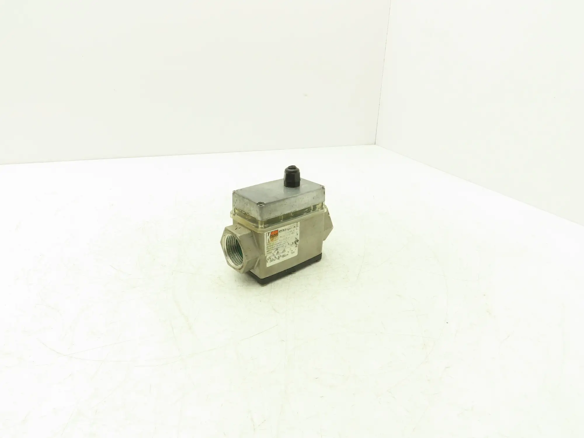 Kobold EDM-3203SC Turbine Flow Rate Meter Totalizer 1"NPT Battery Powered