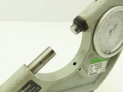 Mitutoyo 523-122 Metric Dial Snap Meter 25-50mm .001mm Graduations 0-65mm