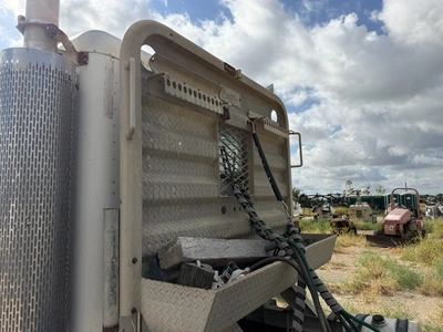 Used 2004 PETERBILT 385 TRUCK TRACTOR Conventional trucks Texas US | Miedema Asset Management Group #1312552