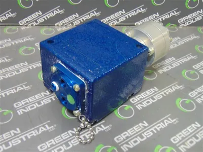 ITT Neo-Dyn 100PV16D3 Adjustable Air Relay Switch 80-200 PSIG New NIB