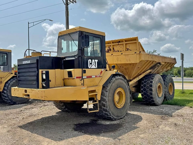 Used 1992 Caterpillar D400D Articulated Dump Trucks Iowa US | Zadoon Equipment #1480785