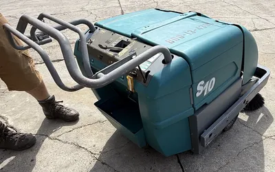 Used TENNANT S10 Sweepers California US | Heavy Wall Consulting #1412126