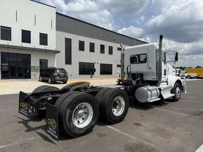 Used 2021 KENWORTH T800 SERIES Conventional trucks Minnesota US | Carco Truck & Equipment #1514165
