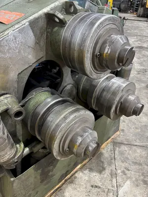USED ROUNDO ....................... R-4YEAR NEW: ................... 1980