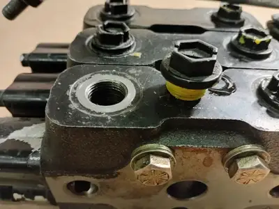 Hydraulic Valve 3 Section, 1WE6504, D06DF65A00044R