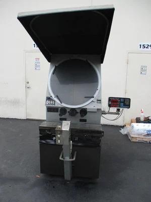 Used SCHERR-TUMICO 22-2500 Comparators California US | TNT Industrial #1082794