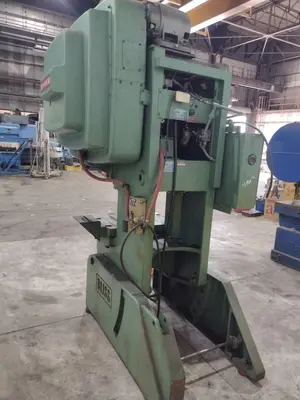 60 TON BLISS MODEL #C-60 OBI FLYWHEEL STAMPING PUNCH PRESS 4" STROKE: STOCK #23467