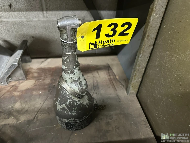 Used _UNKNOWN_ QUILL MASTER RIGHT ANGLE HEAD Milling Attachments & Heads Illinois US | Heath Industrial Auction Services #1420001