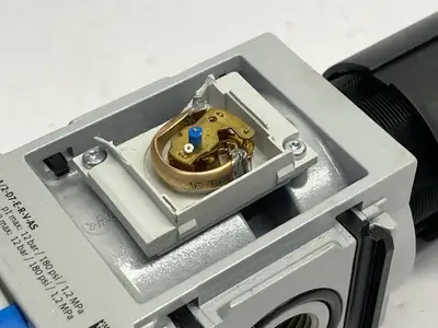 USED FESTO PNEUMATIC FILTER REGULATOR 529190