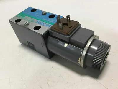 USED VICKERS DG4V3S22AMUHL760EN490
