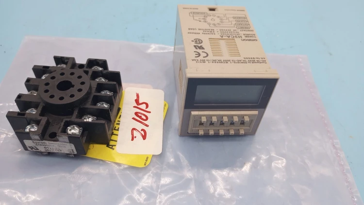 Used Omron H3CA-A Timer 24-240V AC/VDC U + OT11-PC H3CA-A Relays & Switches Arizona US | ASSET CONVERSION SPECIALISTS, INC. #308131