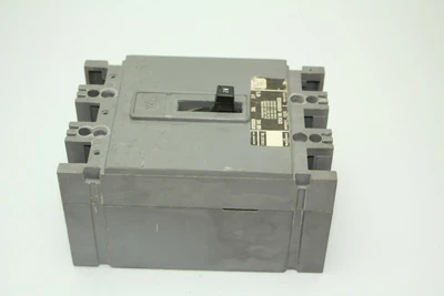 Used Westinghouse HFB3020 Circuit Breakers California US | Davliegogo LLC #1705242