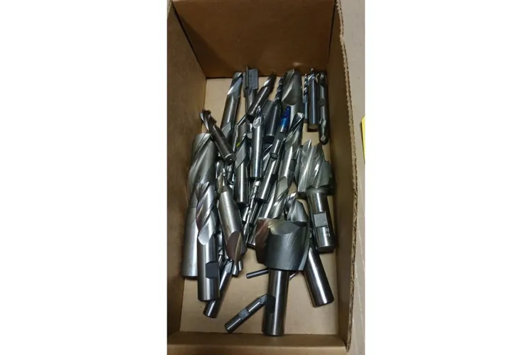 Used _UNKNOWN_ _UNKNOWN_ End Mills Ohio US | Thompson Auctioneers #1547150