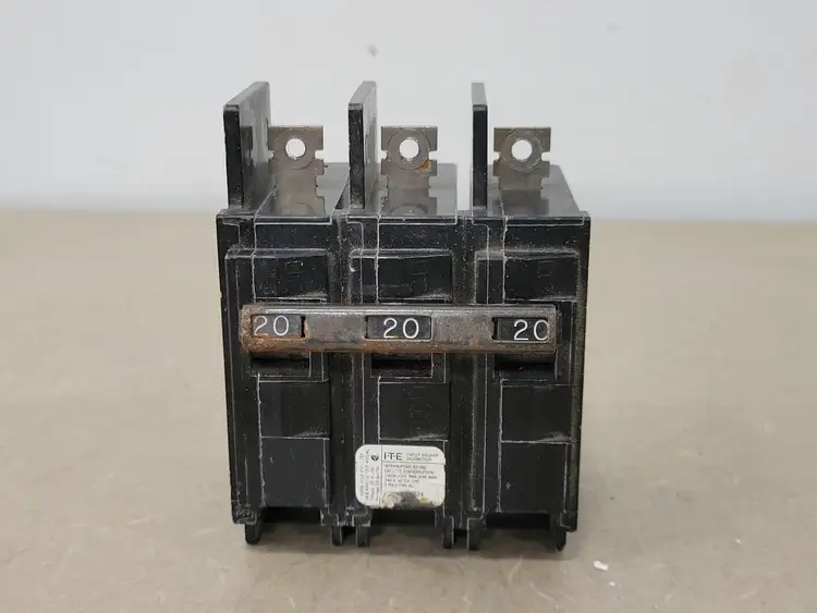 Used SIEMENS BQ3B020 Switchgears British Columbia CA | Lenmark #239815