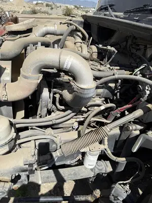 USED 2005 FREIGHTLINER FL70