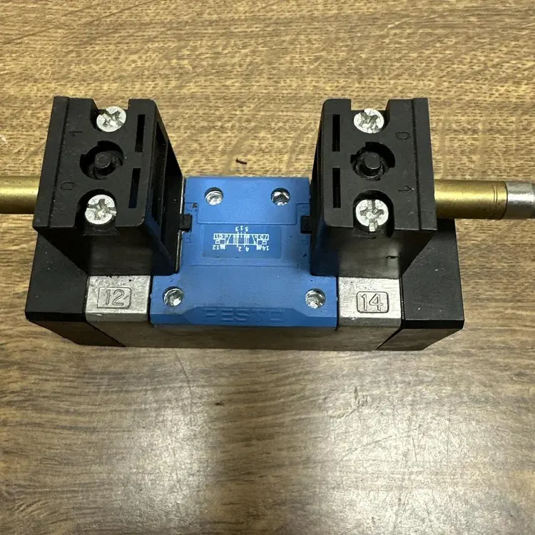 Used FESTO MN1H-5/3E-D-1-C Solenoid Valves Ohio US | Surplus Asset Holdings #1226161