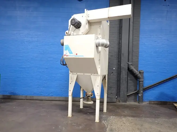 Used PAN ABRASIVES 05 Dust Collectors Ohio US | HGR 24 #900442