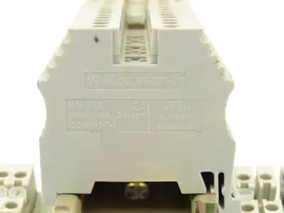 Terminal Block DIN Rail 600V 20A 22-12AWG Lot of 123