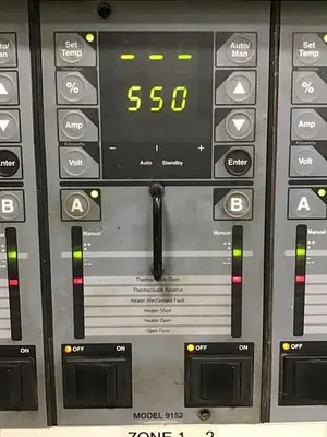USED HUSKY 9152