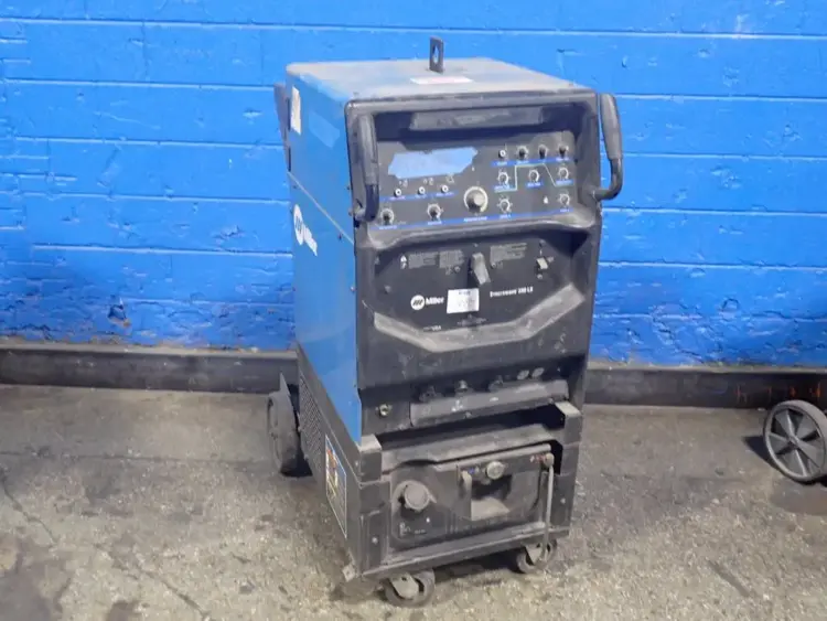 Used MILLER ELECTRIC SYNCROWAVE 350 LX Tig Welders Ohio US | HGR 24 #783069