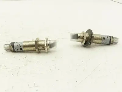 Balluff BOS 18MR-PA-LR10-S4 Photoelectric Sensor Switch  Lot of 2