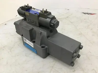 USED VICKERS DG5V-H8-2D-E-T-U7-H-82-JA518