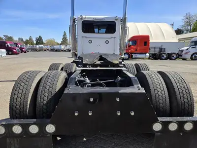 USED 2020 PETERBILT 389
