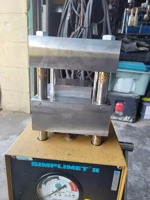 USED BUEHLER 20-1320-115