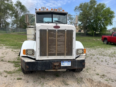 USED 1993 PETERBILT 357 6X4 TRACTOR