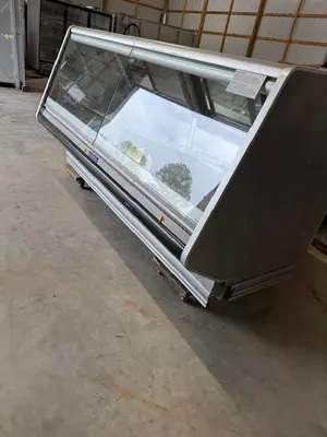 12-0060 Hussmann SMBT Meat and Deli Cases
