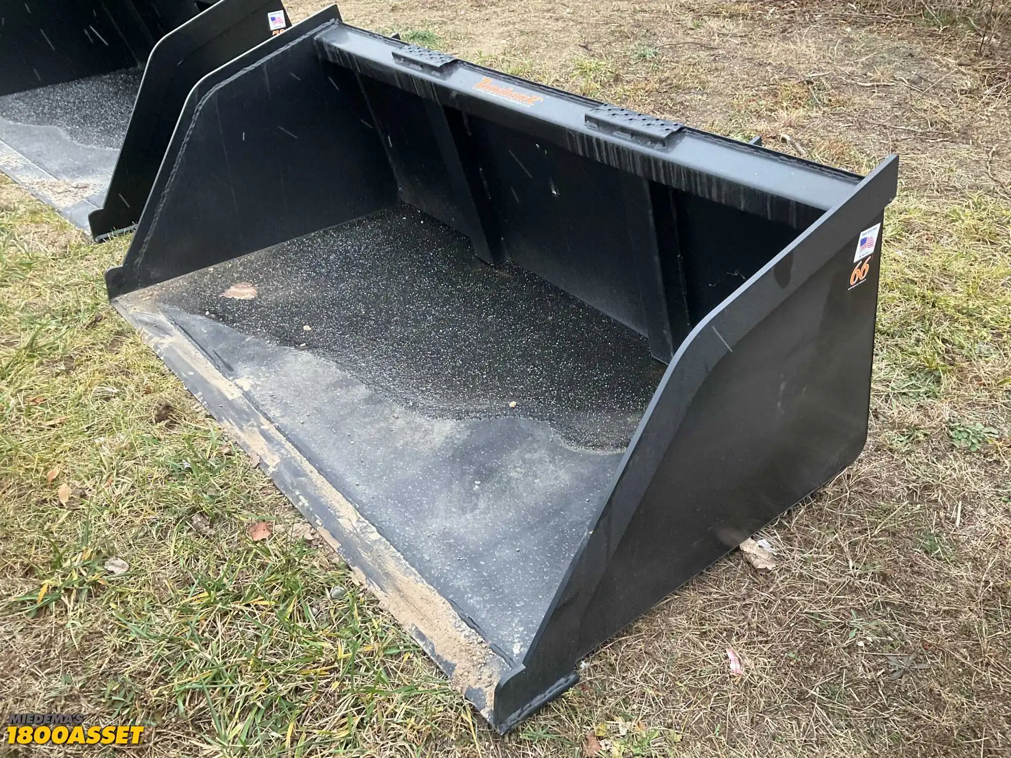 New Tomahawk 66” snow/mulch skid steer bucket, welded on high carbon cutting edge, skid steer...