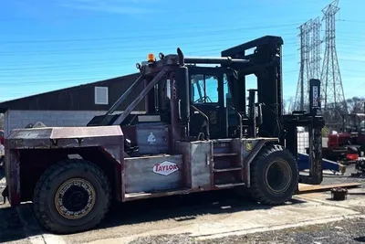 2001 TAYLOR TE-520M Forklifts | JYC EQUIPMENT (2)