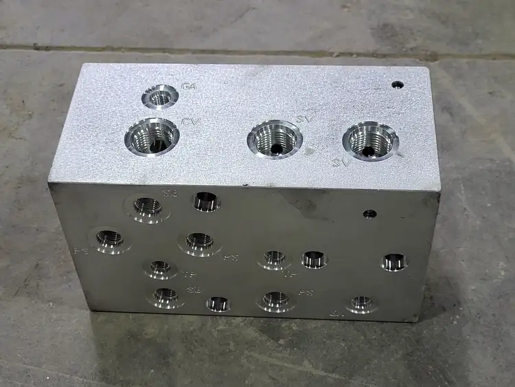New | in-Stock MACLEAN 1015178E Parts (Hydraulics and Pneumatics) British Columbia CA | Lenmark #264559