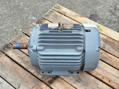10-2.5 hp, 575 volts, 1765/880 rpm, 256T Electric Motor