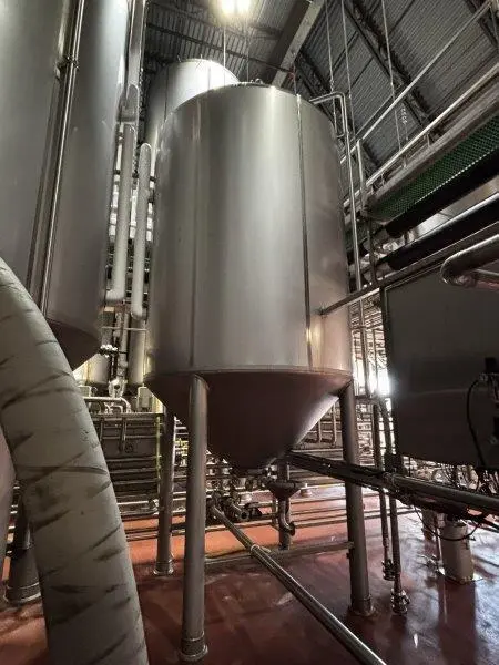 Used MUELLER 4,150 GALLON Stainless Steel Tanks New Jersey US | Perry Equipment #868906