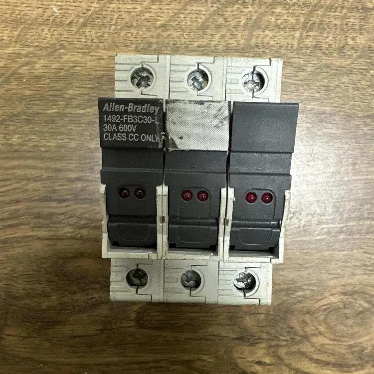 Used ALLEN-BRADLEY 1492-FB3C30-L Miscellaneous Equipment (Electrical & Power) | Surplus Asset Holdings #1192231