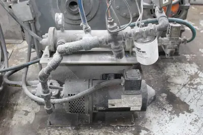 1971 GLOUCESTER 233-001 EXTRUDER | Levy Recovery Group (18)