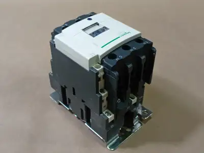 NEW SCHNEIDER ELECTRIC LC1 D40008F7