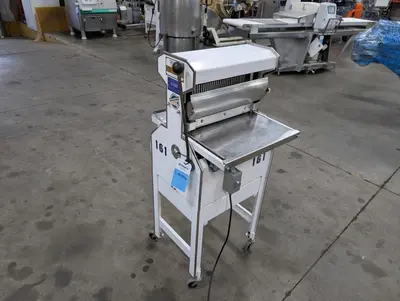 USED 1999 OLIVER PRODUCTS COMPANY 777
