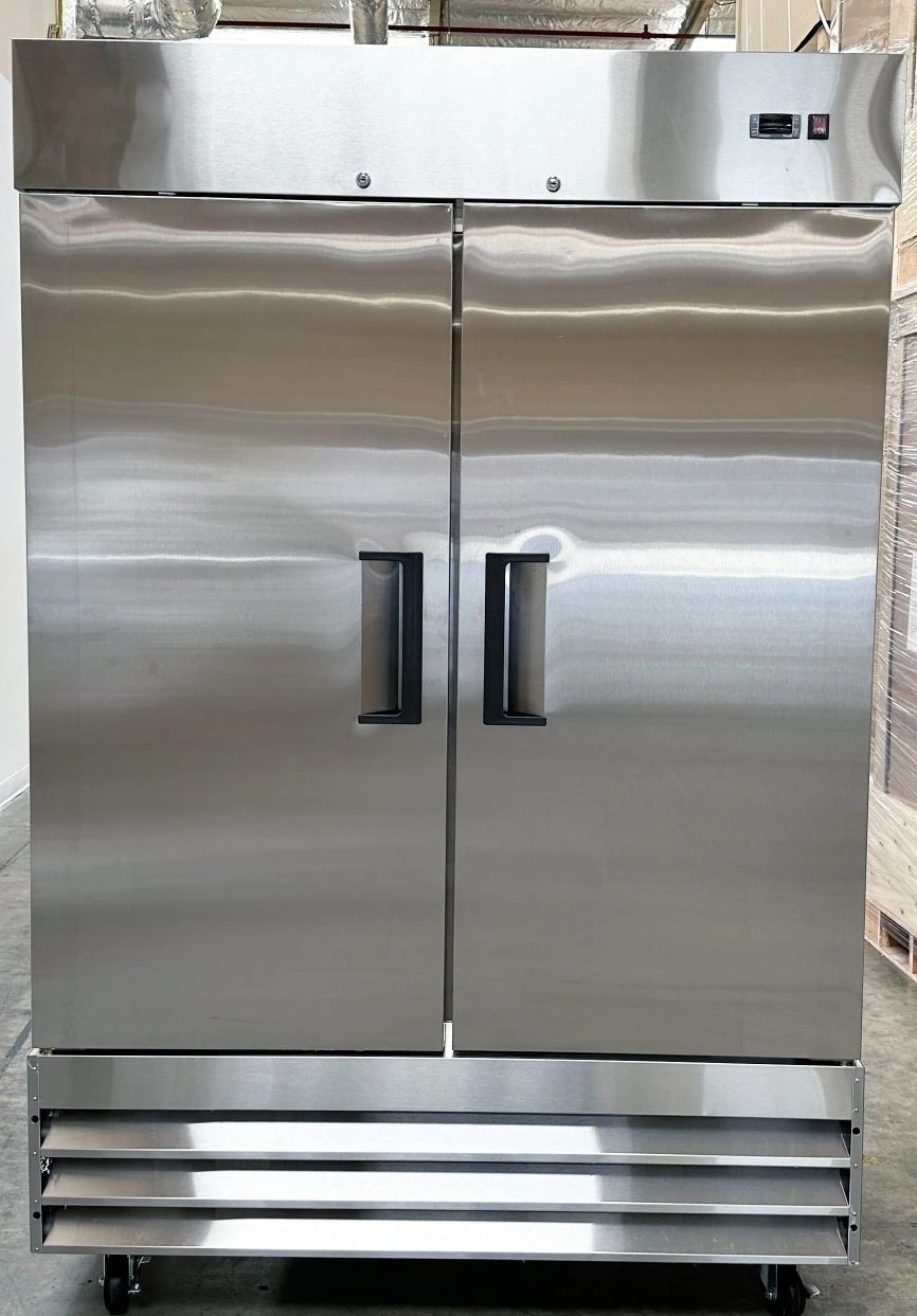 171-0174  Commercial 2-Door Stainless Steel Self Contained Reach In Cooler
