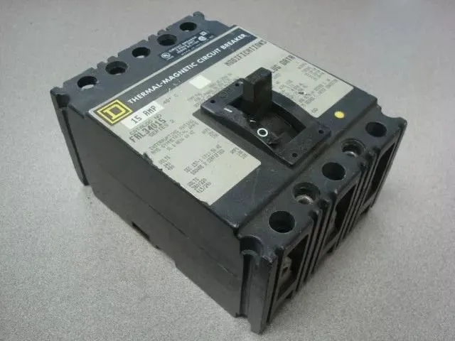 Square D FAL34015 Thermal Magnetic Circuit Breaker 480VAC Used
