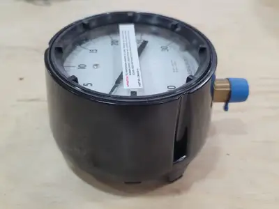 Bellows Pressure Gauge