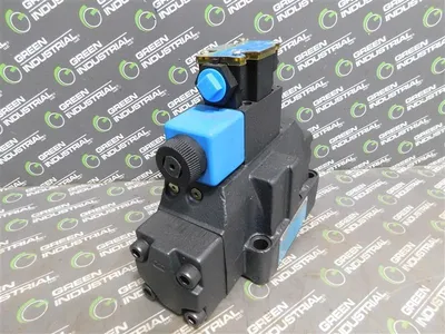 Vickers DG5V-8-S-2A-E-M-FW-B-10 Directional Control Valve 02-325891 5000PSI Used