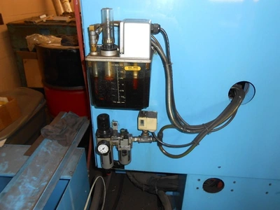 USED 1998 SUPERMAX YCM-V65MA